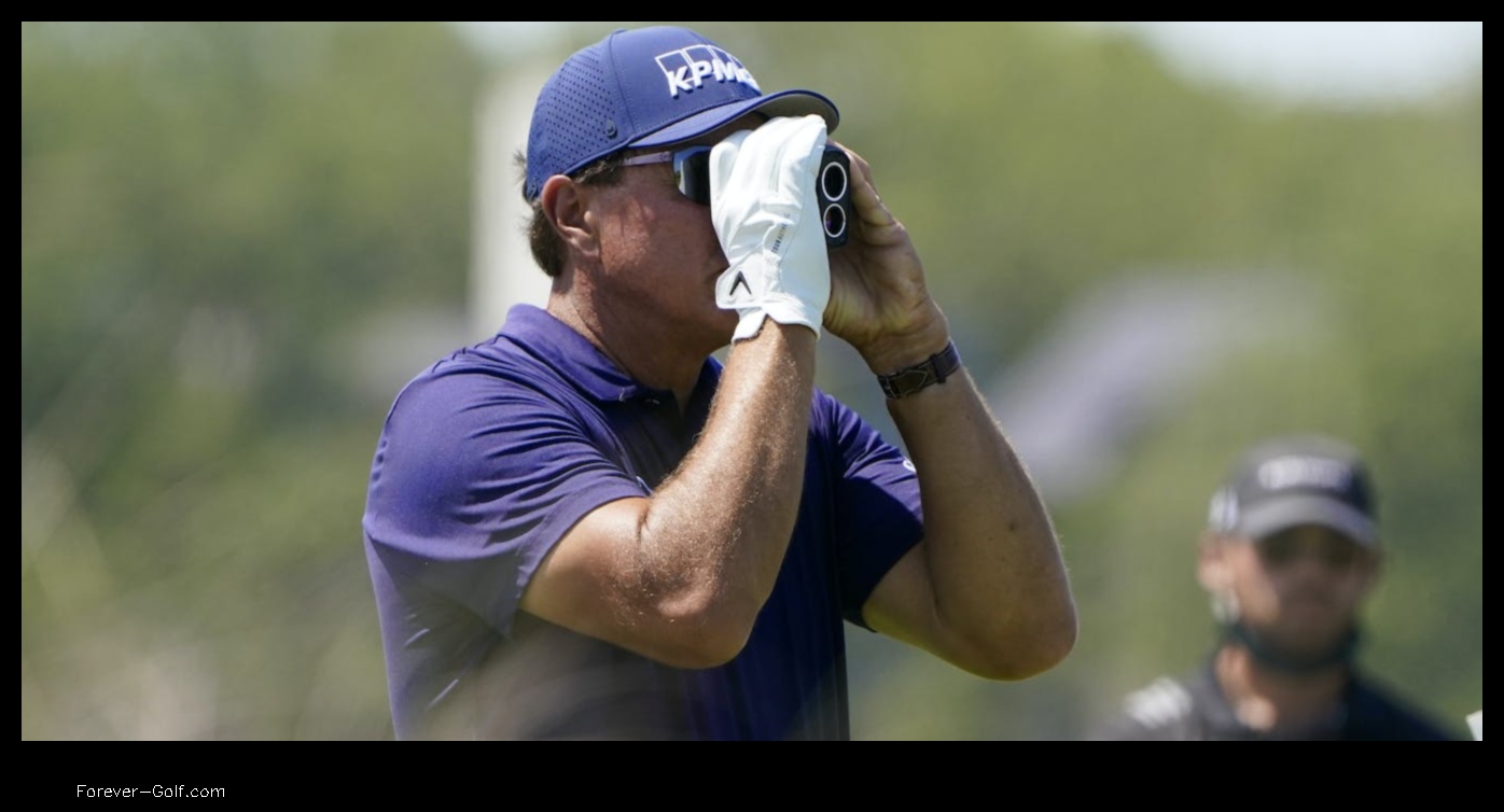 do pro golfers use rangefinders